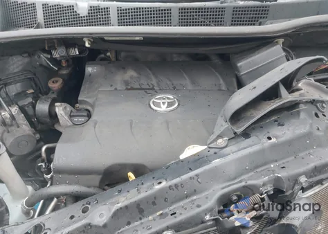 2015 Toyota Sienna Le 7 Passenger z USA, uszkodzony, nr VIN 5TDJK3DC7FS123403